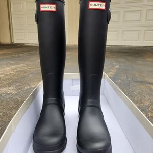 NEW Hunter Refined Tall Matte Black Rainboots MSRP $190